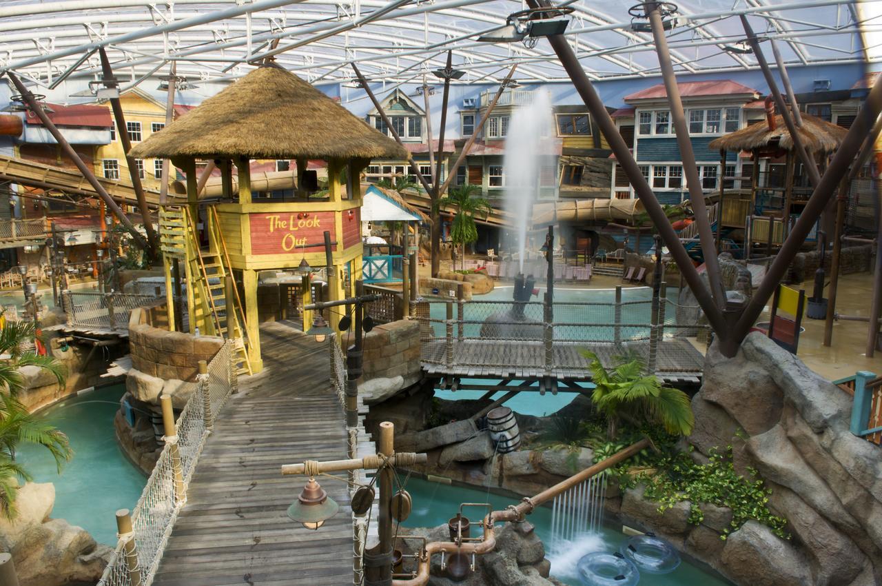 Alton Towers Resort Biddulph  Buitenkant foto